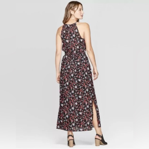 Universal Thread Womans Black Red Floral Maxi Dress Size M - Picture 2 of 8